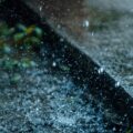 雨漏り対策に塗装は有効？効果があるケース・ないケースを徹底解説！